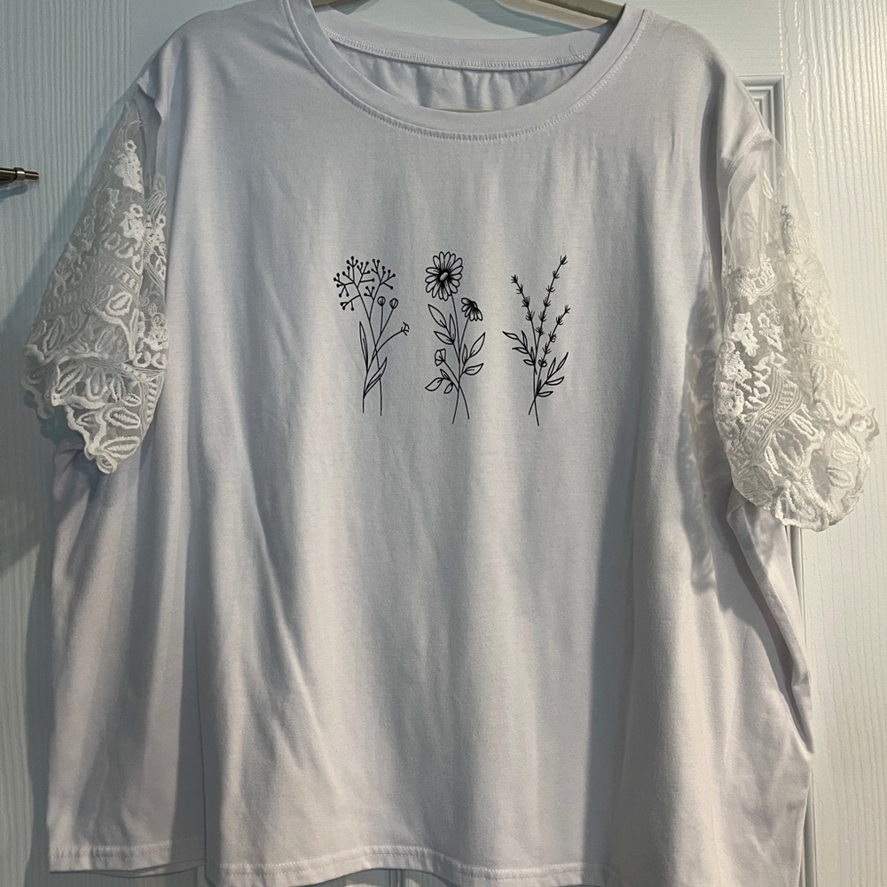 White Short Sleeve T-Shirt with Lace Details